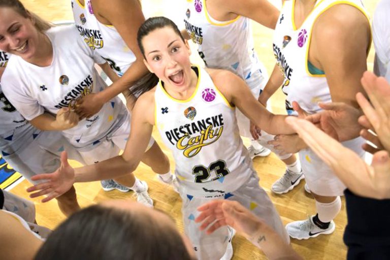 basketbal cajky slamova